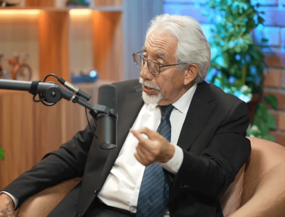 Dr. Guillermo Ceballos speaking in a video interview about Mitozz and mitochondrial health.